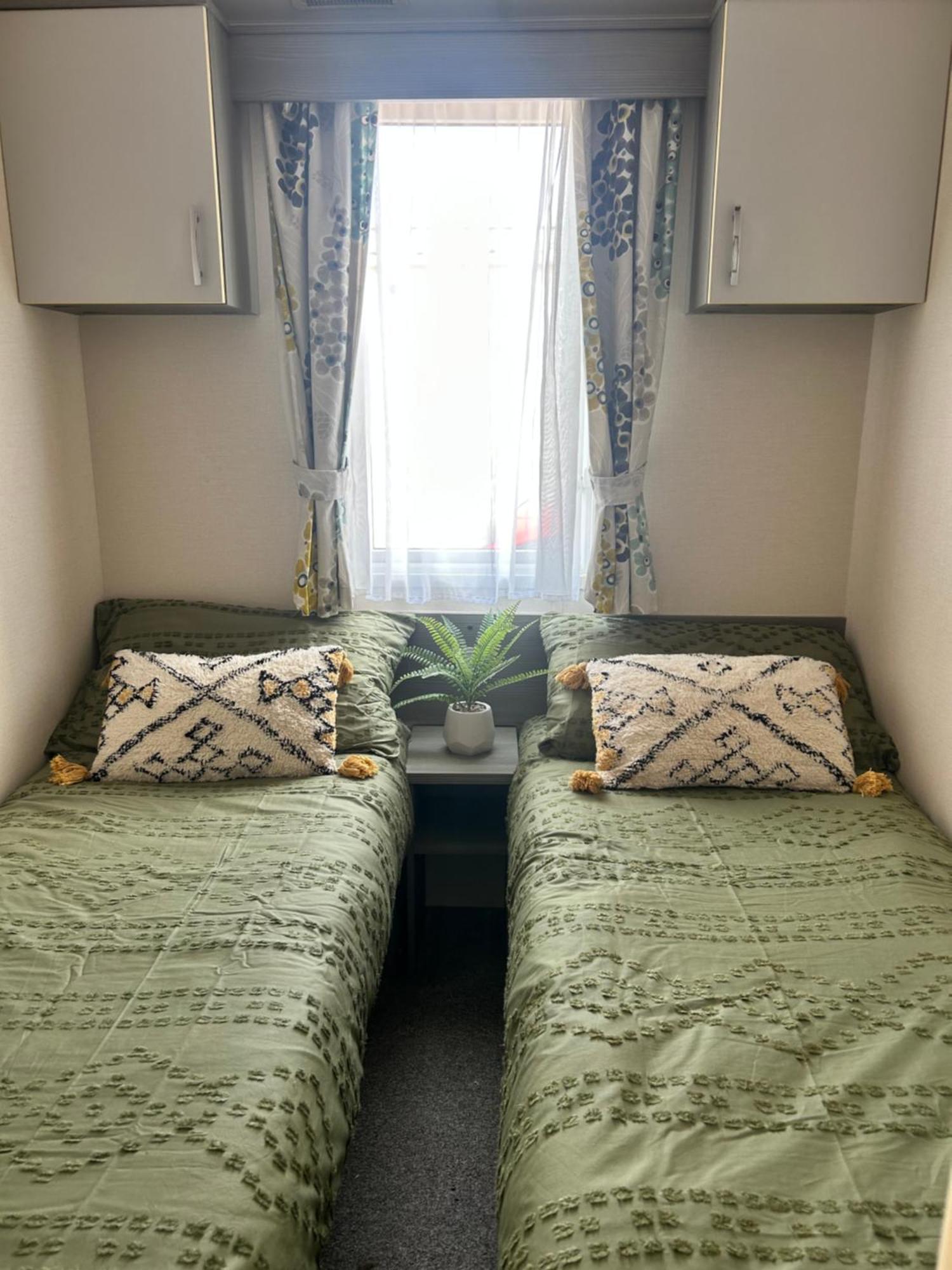 Littlesea Haven Weymouth Hotel Ngoại thất bức ảnh